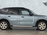 Used Mini Countryman 215 HP (158 kW) 2025 Green SUV