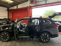 Used Mitsubishi Outlander P-HEV 203 HP (149 kW) 2017 Black SUV