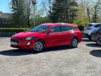 Begagnad Ford Focus Zetec 120 HK (88 kW) 2021 Röd Kombi