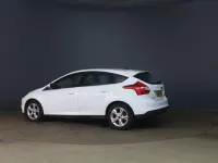 Usado Ford Focus Zetec 2013 Branco Citadino