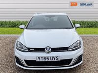 Używany VW Golf VII GTD 150 KM (110 kW) 2015 Biały Hatchback