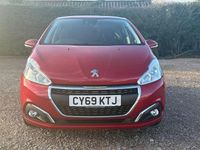 Used Peugeot 208 S 100 HP (73 kW) 2019 Red Hatchback