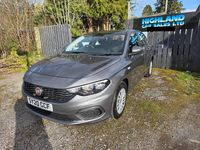 Begagnad Fiat Tipo Easy 2020 Grå Sedan