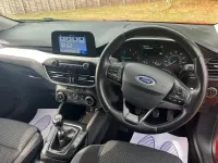 Second-hand Ford Focus Zetec 120 CP (88 kW) 2019 Roșu Hatchback