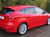 Used Ford Focus Zetec 125 HP (91 kW) 2016 Hatchback