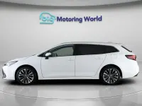Used Toyota Corolla Design 140 HP (102 kW) 2023 White Estate
