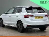 Usado Skoda Fabia Design Edition 110 CV (80 kW) 2025 Blanco Utilitario