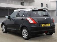 Usado Suzuki Swift SZ-L 94 HP (69 kW) 2014 Branco Citadino