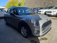 Usado Mini Cooper Hatch 2017 Gris Utilitario