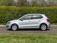 Begagnad VW Polo Match 2013 Silver Halvkombi