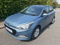 Used Hyundai i20 SE 98 HP (72 kW) 2016 Blue Hatchback