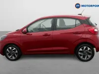 Used Hyundai i10 Advanced 63 HP (46 kW) 2025 Red Hatchback