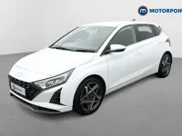 Used Hyundai i20 Premium 2024 White Hatchback