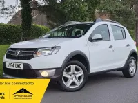 Used Dacia Sandero Lauréate 90 HP (66 kW) 2014 White Hatchback