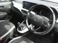 Used Hyundai i10 Premium 67 HP (49 kW) 2022 White Hatchback
