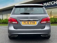Usado Mercedes B200 AMG line 2016 Cinzento Monovolume