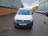 Usado VW Caddy Startline 102 CV (75 kW) 2019 Blanco Monovolumen