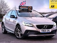 Used Volvo V40 CC Pro 152 HP (111 kW) 2019 Estate