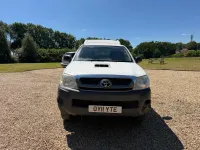 Used Toyota HiLux 2011 White Pickup