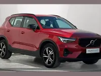 Used Volvo XC40 Plus 161 HP (118 kW) 2022 Red SUV