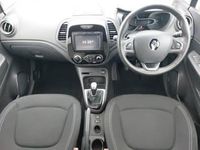 Used Renault Captur Iconic 90 HP (66 kW) 2018 Cream SUV