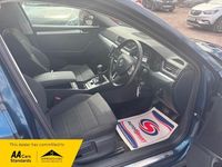 Used Skoda Superb SE 150 HP (110 kW) 2015 Blue Estate