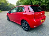 Used Fiat Punto 77 HP (56 kW) 2013 Red Hatchback