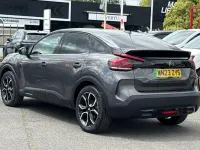 Usado Citroën e-C4 Shine 100 kW (136 CV) 2023 Gris Utilitario