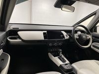 Begagnad Honda Jazz Hybrid 2022 Svart Halvkombi