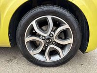 Used Kia Picanto 65 HP (47 kW) 2020 Green Hatchback