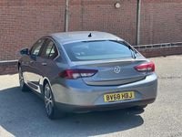 Second-hand Vauxhall Insignia SRi 2018 Gri Hatchback