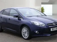Used Ford Focus Zetec 2013 Blue Hatchback