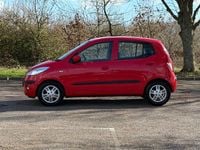 Used Hyundai i10 Comfort 2009 Red Hatchback