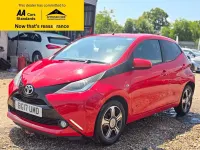 Used Toyota Aygo X-clusiv 68 HP (50 kW) 2017 Red Hatchback