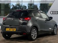 Usado Mazda 2 Inclusive 114 HP (83 kW) 2019 Cinzento Citadino