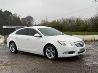 Used Vauxhall Insignia SRi 140 HP (102 kW) 2011 White Hatchback