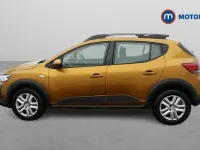 Gebraucht Dacia Sandero Expression 91 PS (66 kW) 2025 Kleinwagen