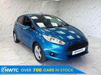 Begagnad Ford Fiesta 2014 Blå Halvkombi