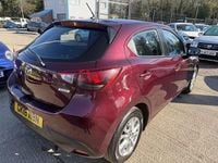 Used Mazda 2 75 HP (55 kW) 2018 Red Hatchback