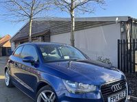 Usado Audi A1 S-Line 105 HP (77 kW) 2012 Azul Citadino