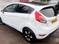 Used Ford Fiesta Zetec 2016 White Hatchback