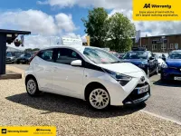 Used Toyota Aygo X-play 2020 White Hatchback