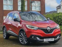 Usado Renault Kadjar Signature 110 HP (80 kW) 2015 Vermelho SUV