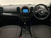 Usado Mini Cooper Countryman 136 HP (100 kW) 2017 Prateado SUV