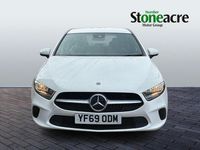 Used Mercedes A180 SE 136 HP (100 kW) 2020 White Hatchback