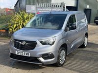 Second-hand Vauxhall Combo S 100 CP (73 kW) 2023 Gri Monovolum