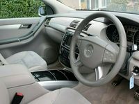 Begagnad Mercedes R320 SE 2007 Minibuss