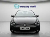 Second-hand VW Golf VIII Style 150 CP (110 kW) 2023 Gri Break