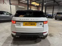 Used Land Rover Range Rover evoque HSE Dynamic 180 HP (132 kW) 2017 White Estate
