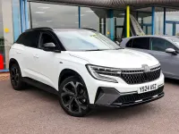 Used Renault Austral Techno Esprit Alpine 200 HP (147 kW) 2024 White/black SUV
